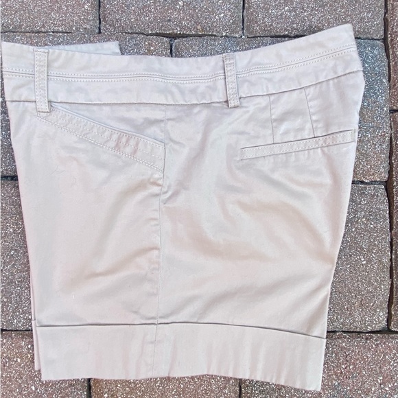 White House Black Market shorts - Picture 14 of 15